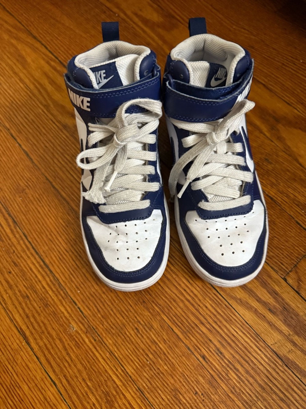 Nike Kids High-Top Sneakers in Navy and White